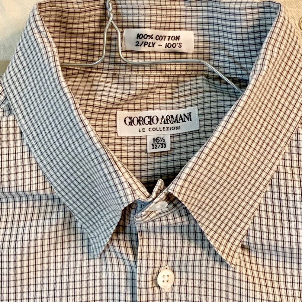 Giorgio Armani Le Collezione size 16.5, 32/33.